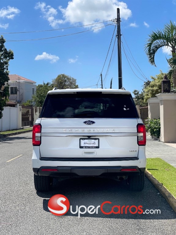 2022 Ford Expedition XLT — foto 4 / 12