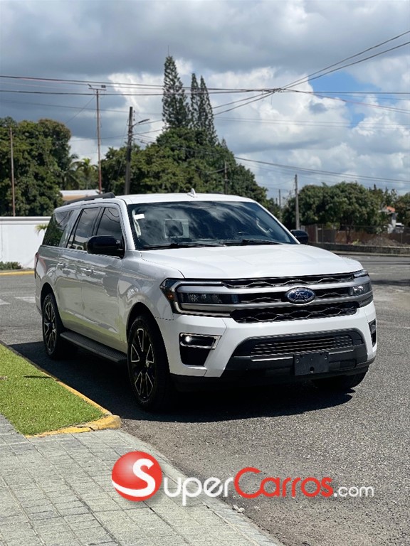 2022 Ford Expedition XLT — foto 5 / 12