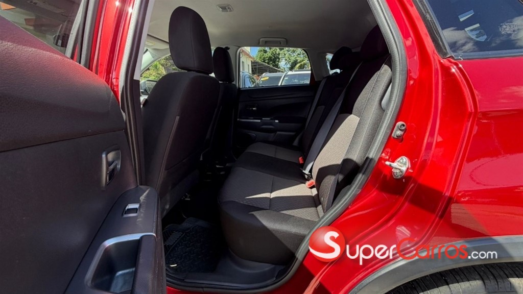 2019 Mitsubishi Motors Outlander Sport — foto 8 / 9