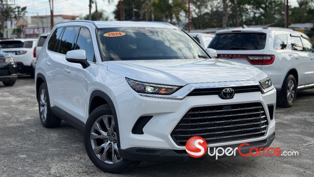 2024 Toyota Grand Highlander XLE — foto 6 / 9