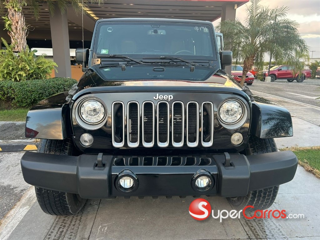 2017 Jeep Wrangler Sahara Unlimited — foto 9 / 9