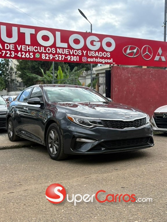 2020 Kia Optima LX — foto 11 / 12