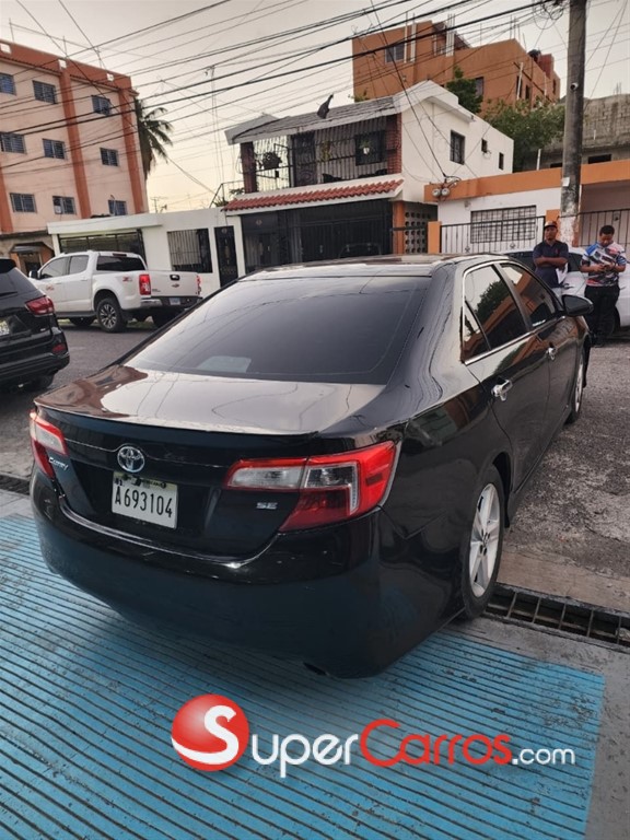2012 Toyota Camry SE — foto 9 / 11