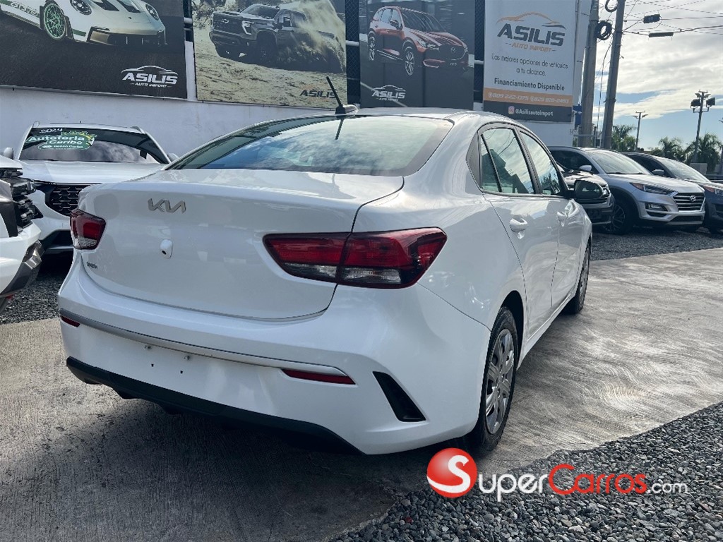 2022 Kia Rio LX — foto 3 / 11