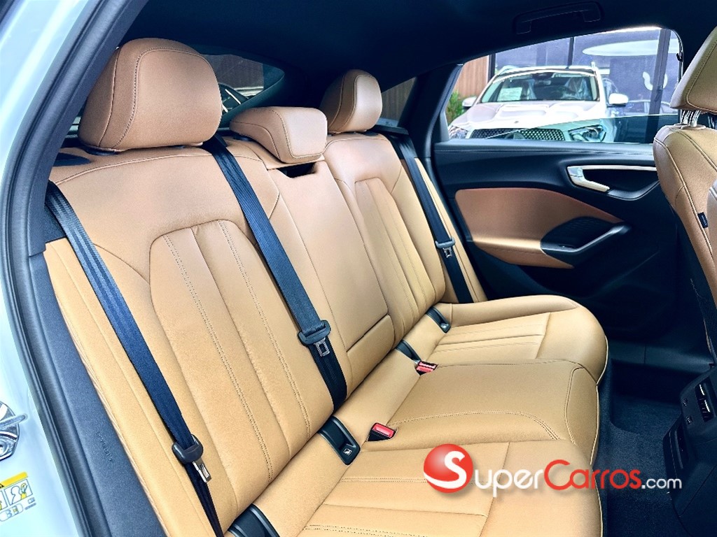 2025 Audi A5 S-Line — foto 3 / 10