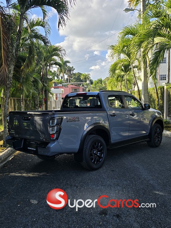 2027 Isuzu DMAX LSE — foto 4 / 8