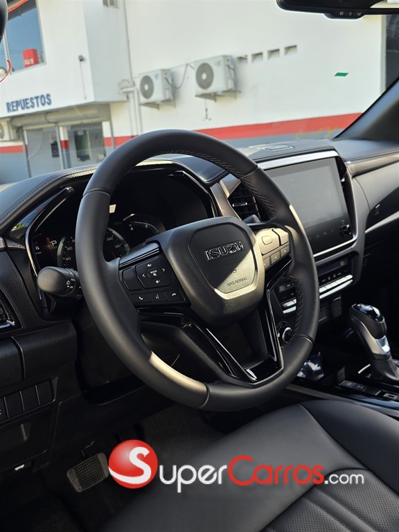 2027 Isuzu DMAX LSE — foto 8 / 8