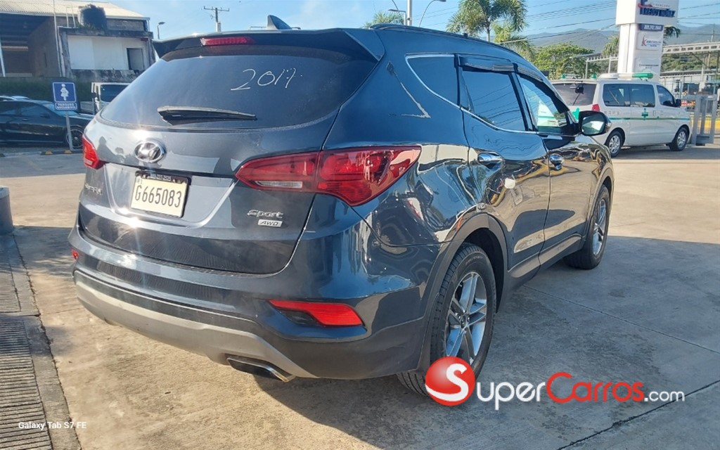 2017 Hyundai Santa Fe Sport — foto 3 / 8