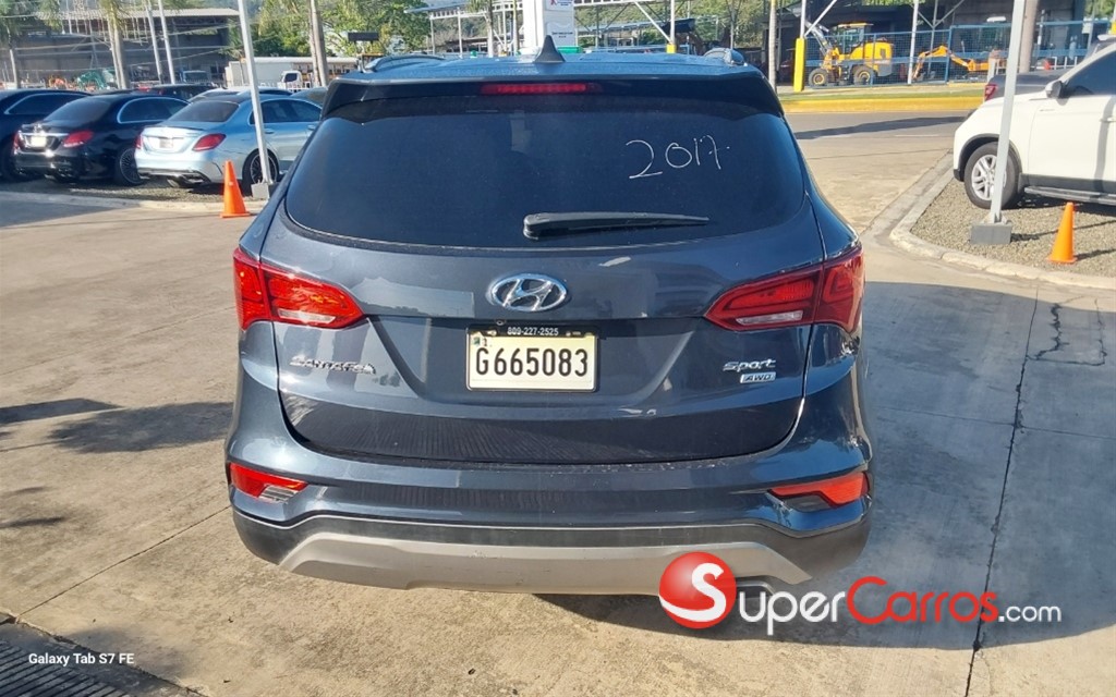 2017 Hyundai Santa Fe Sport — foto 5 / 8