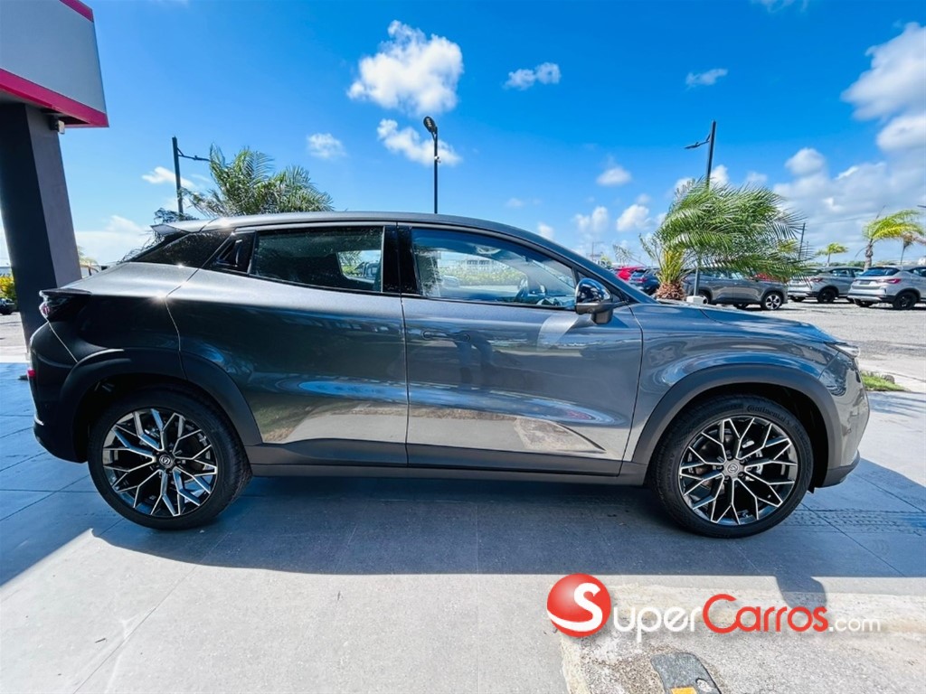 2027 Changan UNI-T — foto 10 / 11