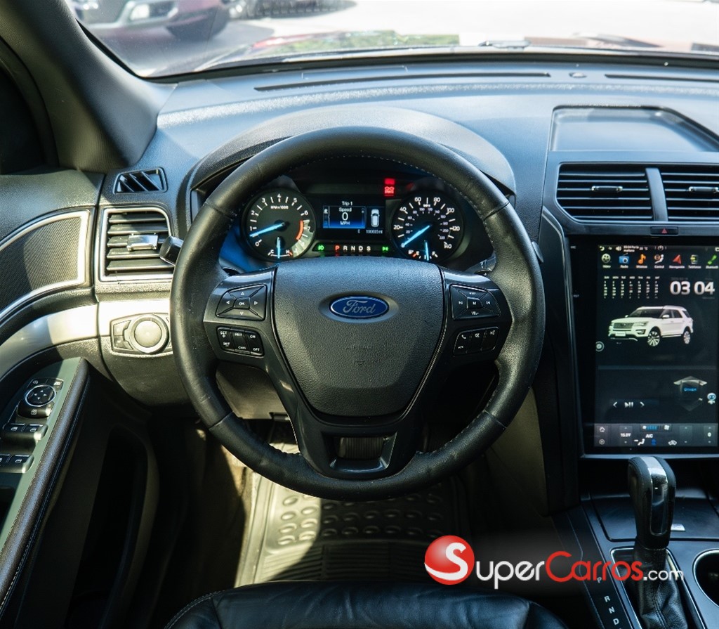 2016 Ford Explorer XLT 4WD — foto 4 / 9