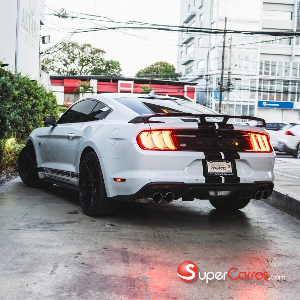 2022 Ford Mustang GT — foto 7 / 11