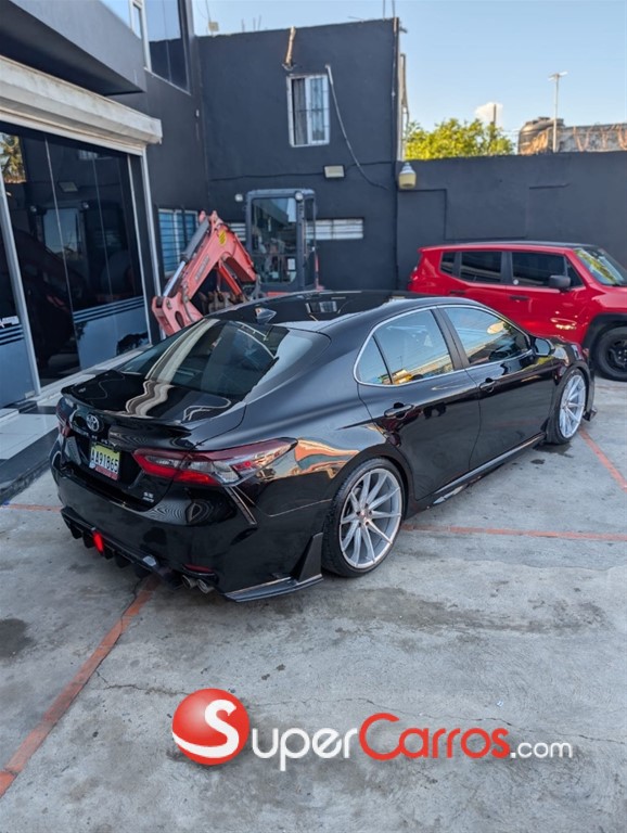 2022 Toyota Camry SE — foto 5 / 12
