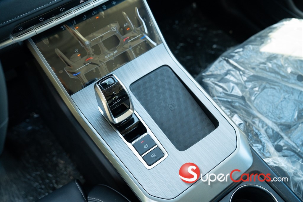 2025 Chery Tiggo 4 Pro Hybrid — foto 10 / 12