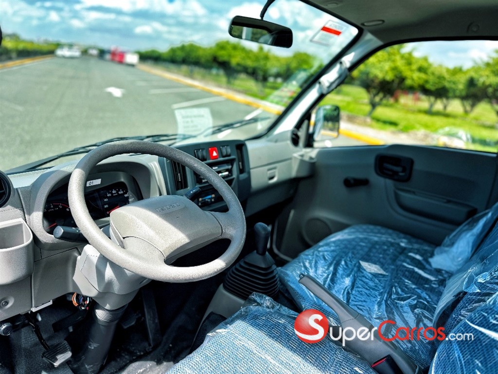 2026 Isuzu Traviz 10 Pies — foto 10 / 12