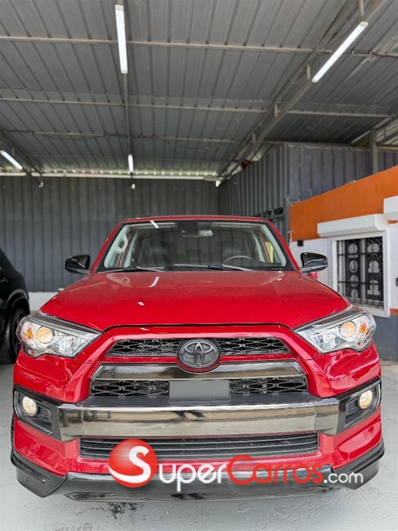 2021 Toyota 4 Runner Limited — foto 6 / 9