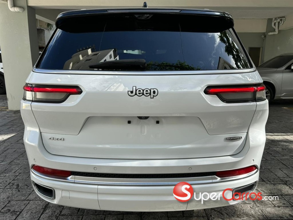 2025 Jeep Grand Cherokee Summit Reserve — foto 5 / 12