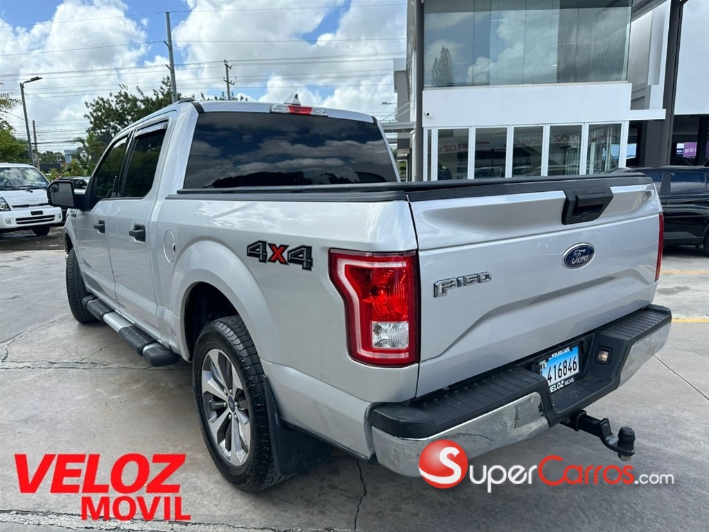 2017 Ford F 150 XLT — foto 3 / 7