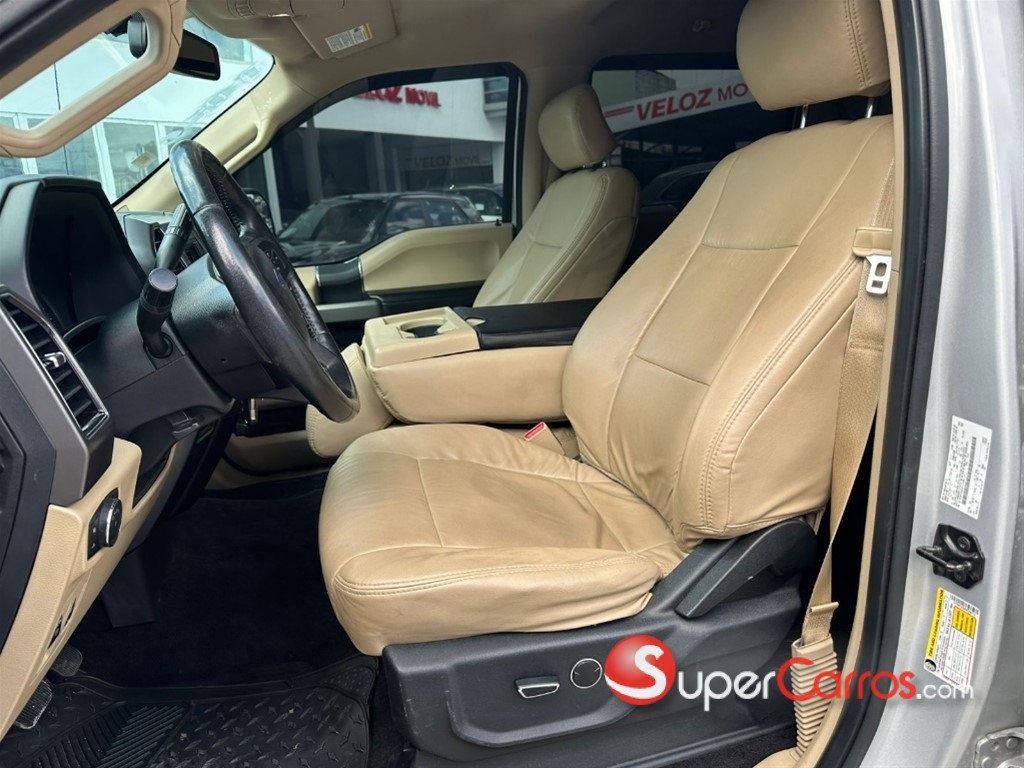 2017 Ford F 150 XLT — foto 5 / 7
