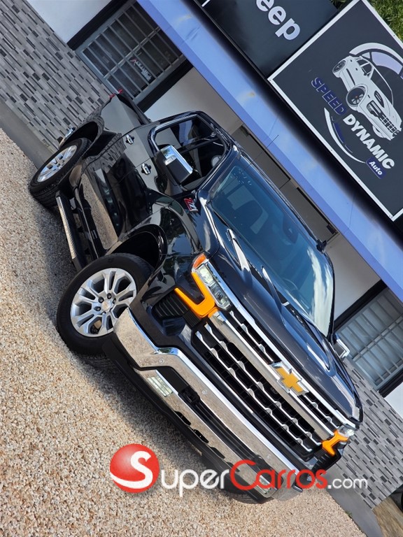 2024 Chevrolet Silverado 1500 LTZ Duramax — foto 3 / 12