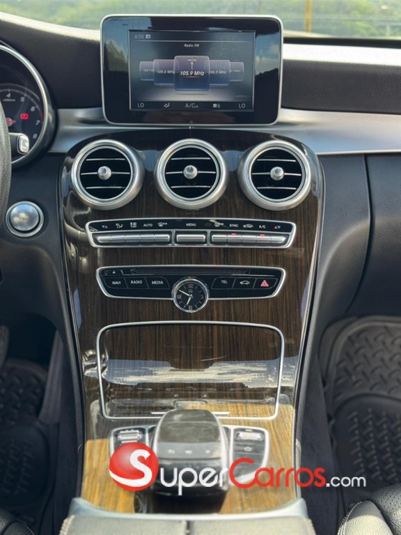 2017 Mercedes-Benz Clase C 250 — foto 6 / 12