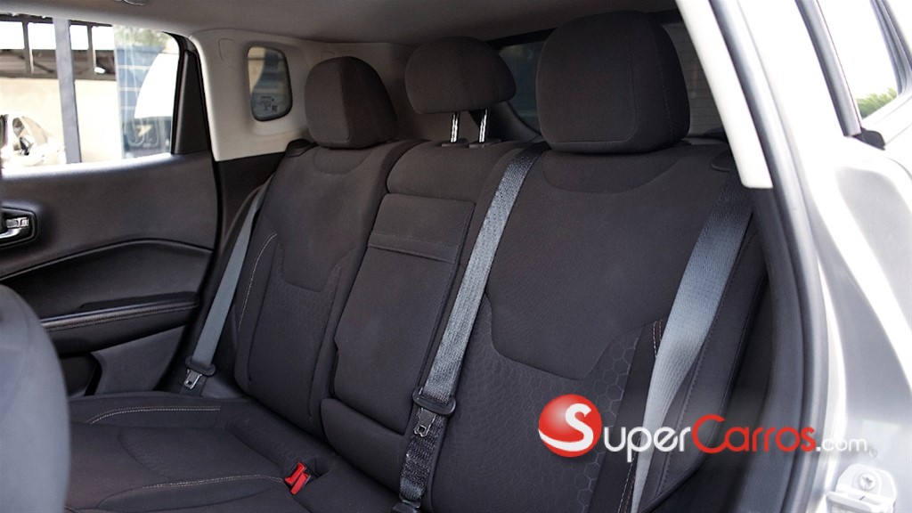 2019 Jeep Compass — foto 10 / 11