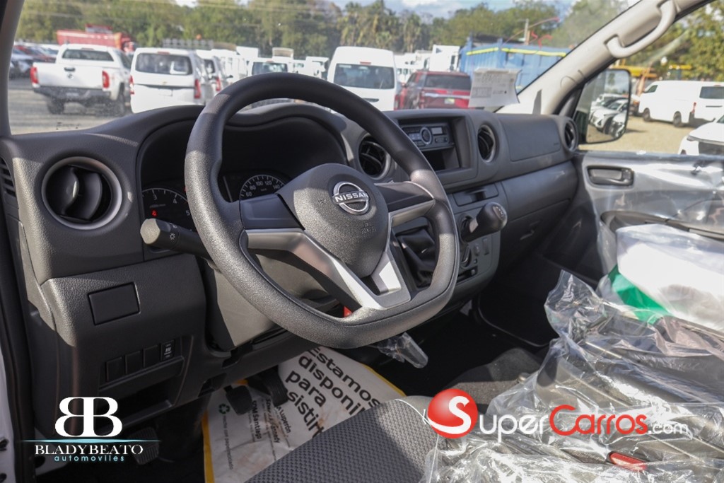 2026 Nissan Urvan — foto 5 / 12