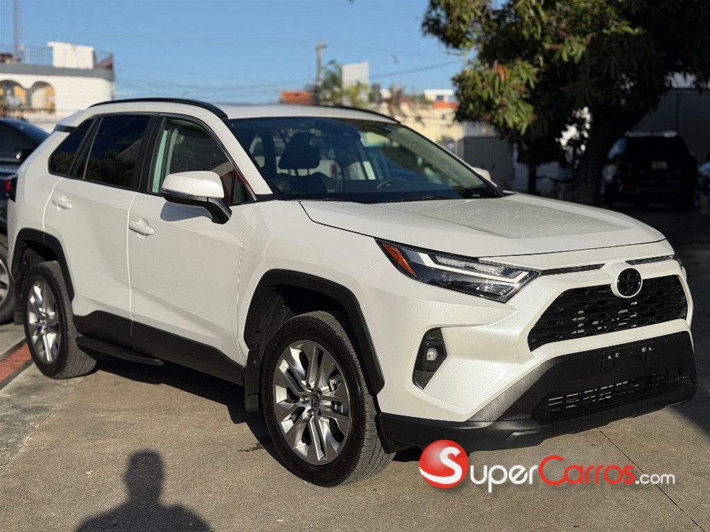2025 Toyota RAV4 XLE Premium — foto 4 / 12