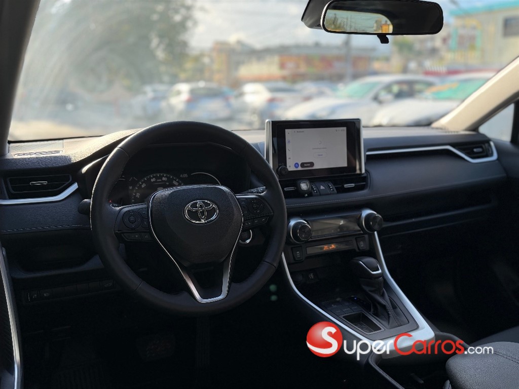 2025 Toyota RAV4 XLE Premium — foto 10 / 12