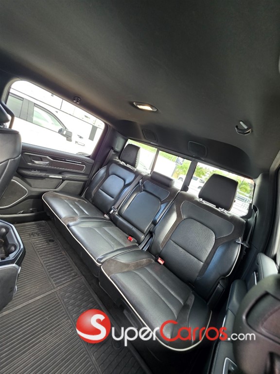 2020 Dodge Ram 1500 Laramie — foto 10 / 12