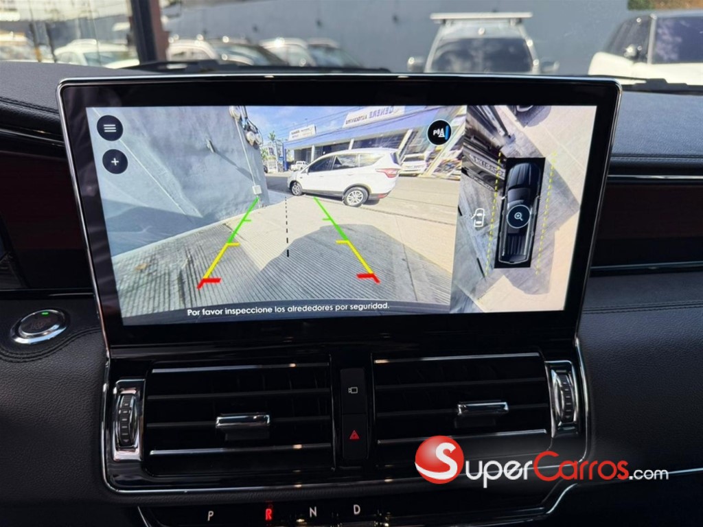 2023 Lincoln Navigator Reserve II — foto 6 / 11