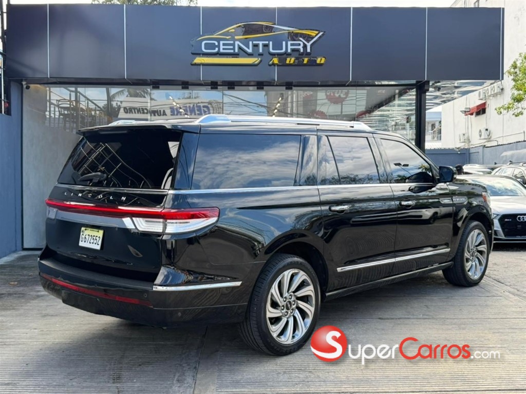 2023 Lincoln Navigator Reserve II — foto 9 / 11