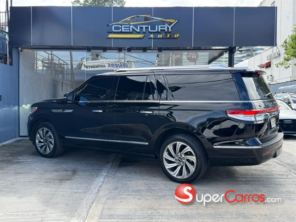 2023 Lincoln Navigator Reserve II — foto 11 / 11