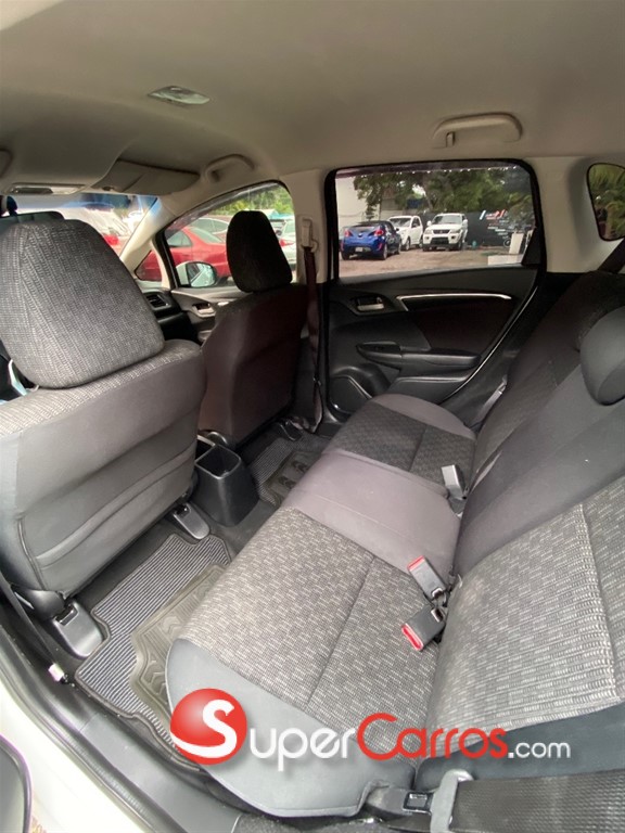 2017 Honda Fit — foto 5 / 9