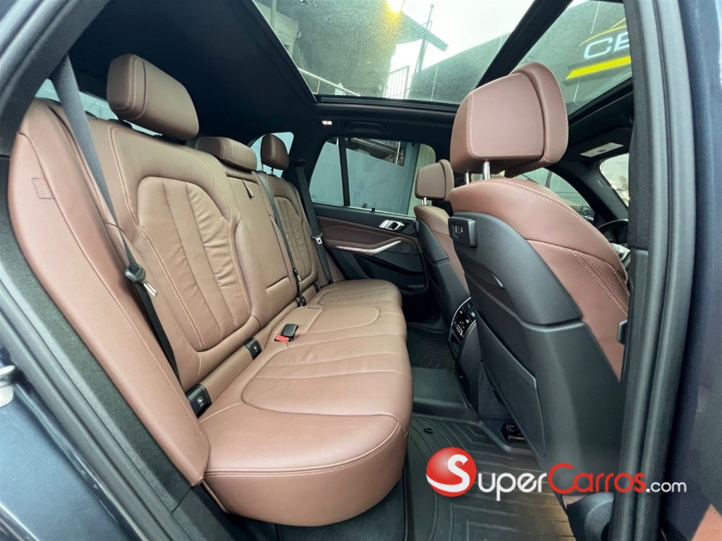 2019 BMW X 5 XDRIVE 40i M PACKAGE — foto 6 / 10