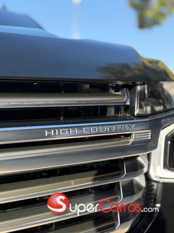 2023 Chevrolet Tahoe Highcountry — foto 8 / 12