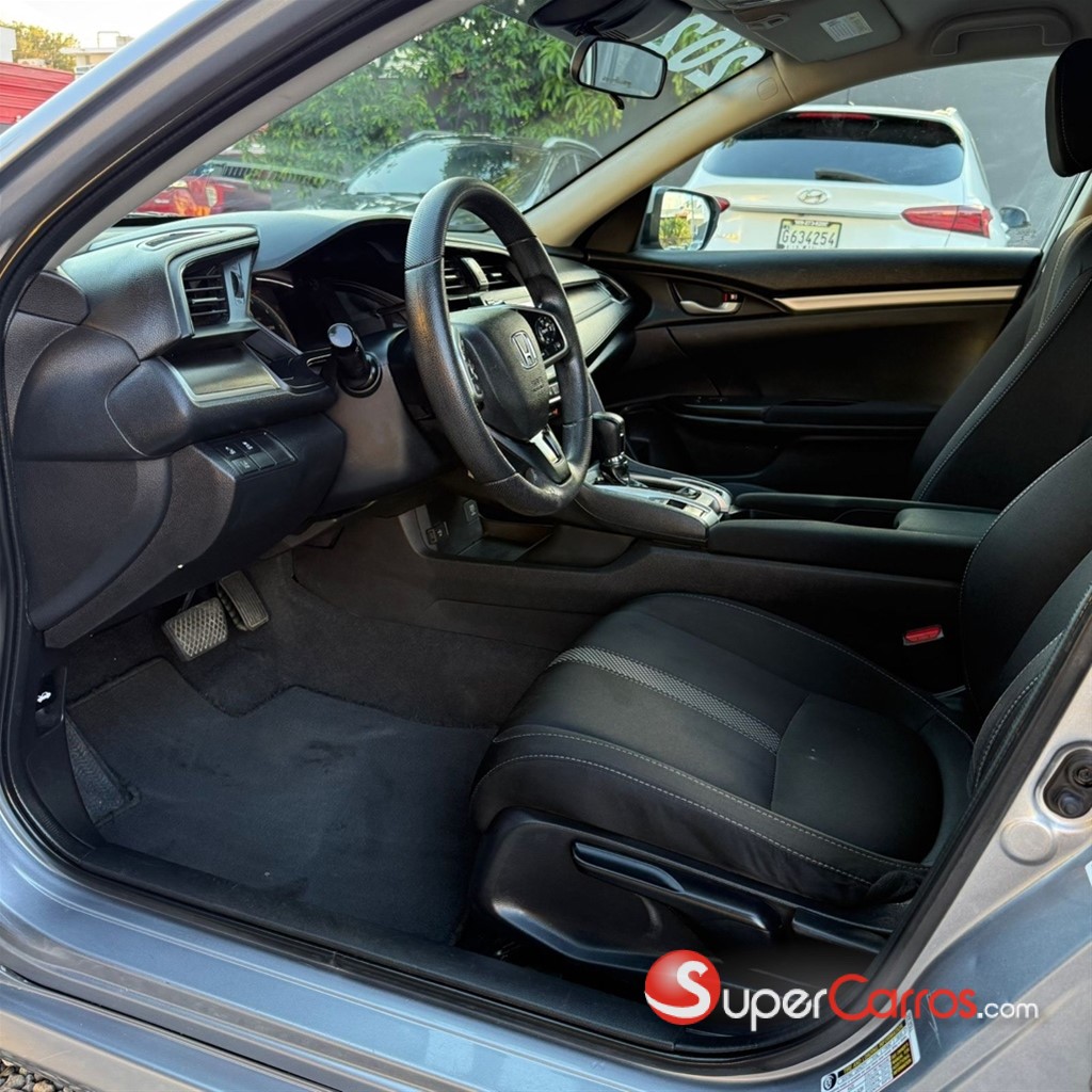 2020 Honda Civic LX — foto 7 / 12