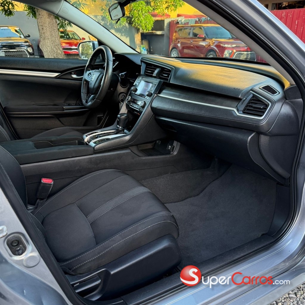 2020 Honda Civic LX — foto 9 / 12