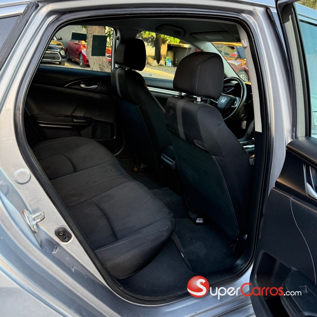 2020 Honda Civic LX — foto 10 / 12