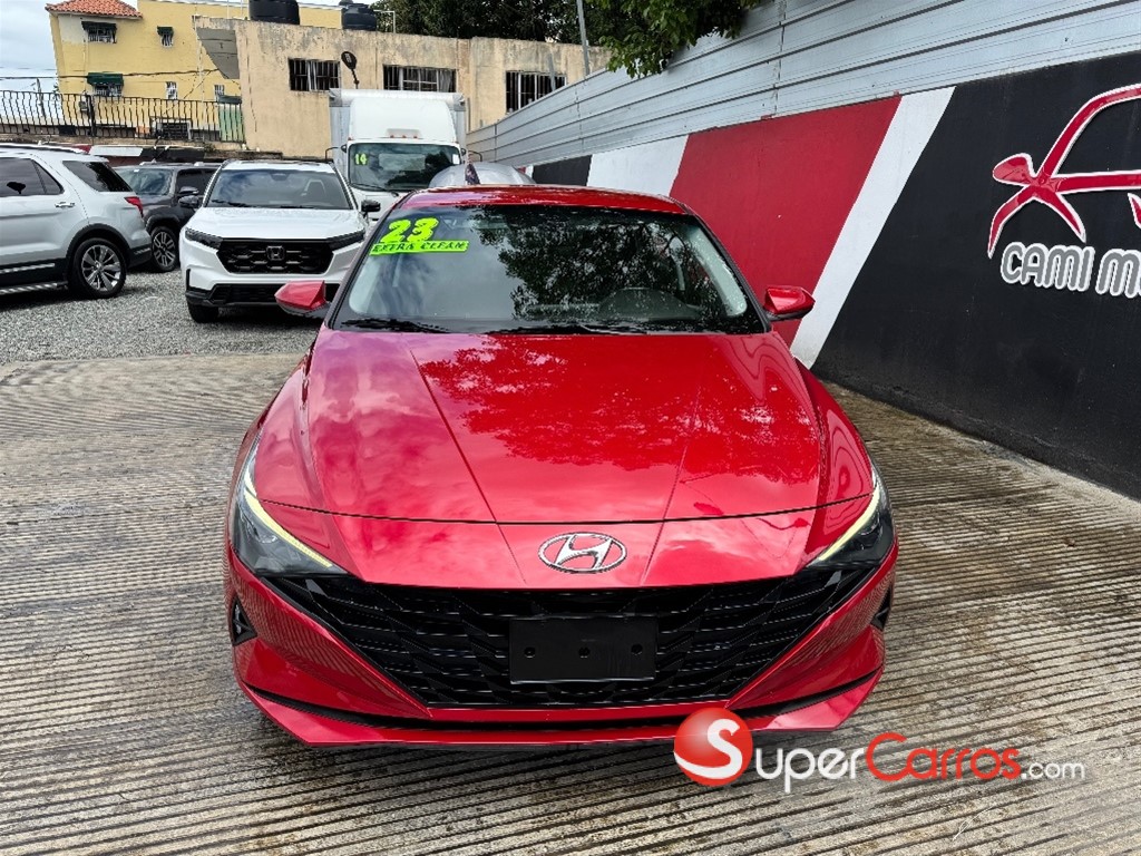 2023 Hyundai Elantra SEL — foto 2 / 12