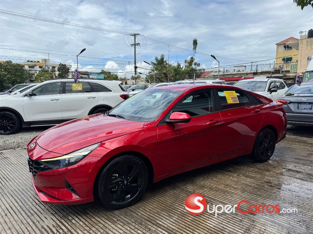 2023 Hyundai Elantra SEL — foto 3 / 12