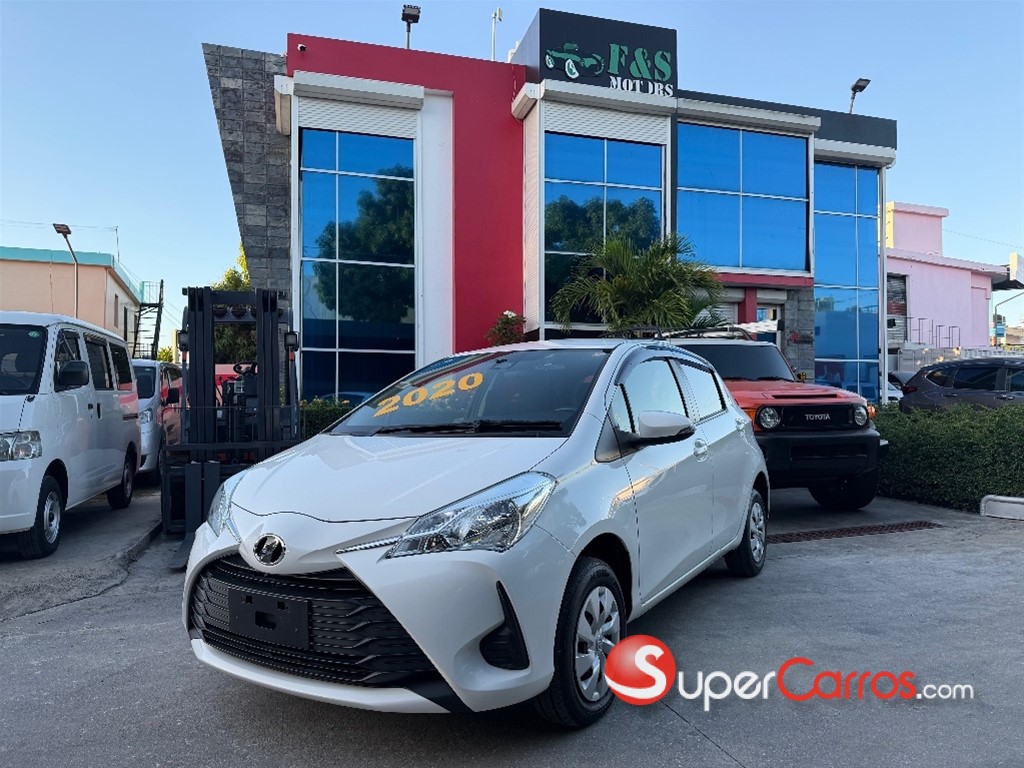 2020 Toyota VITZ
