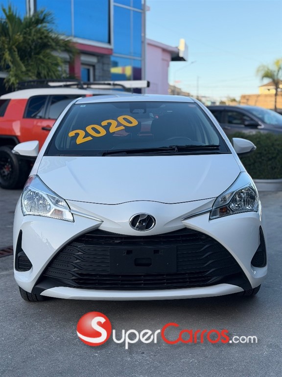 2020 Toyota VITZ — foto 3 / 11
