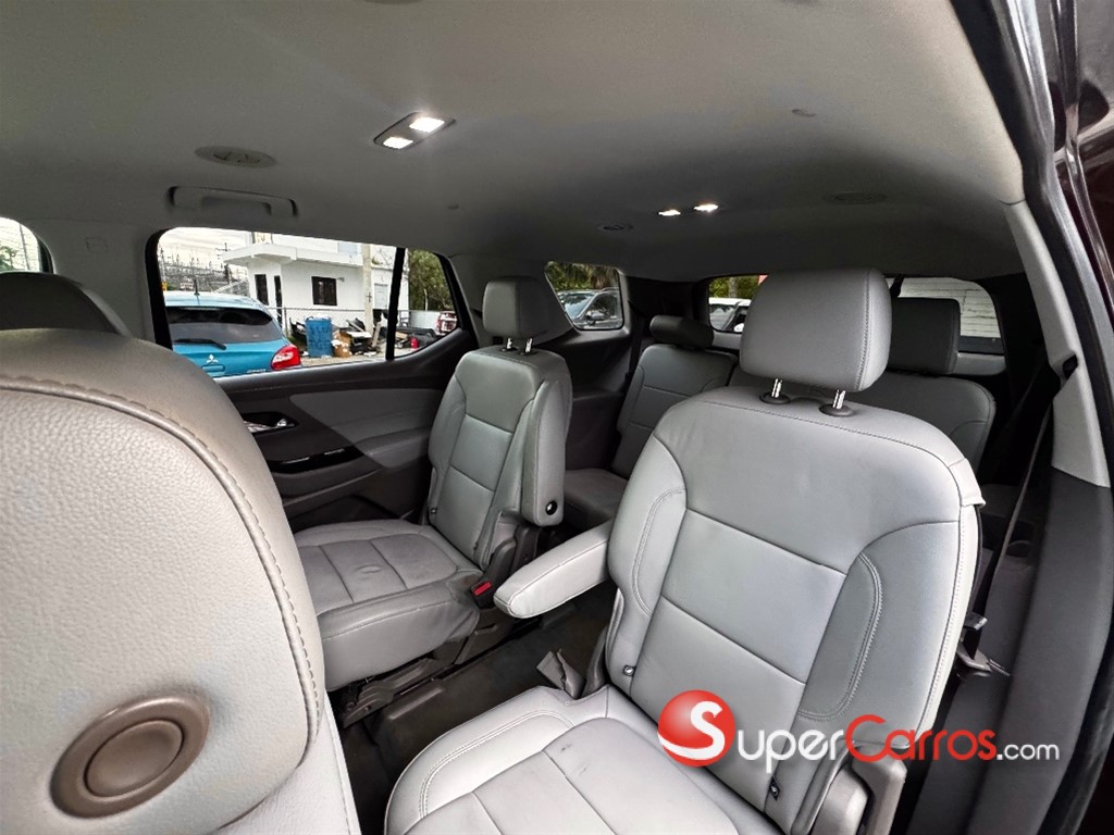 2020 Chevrolet Traverse LT — foto 10 / 12
