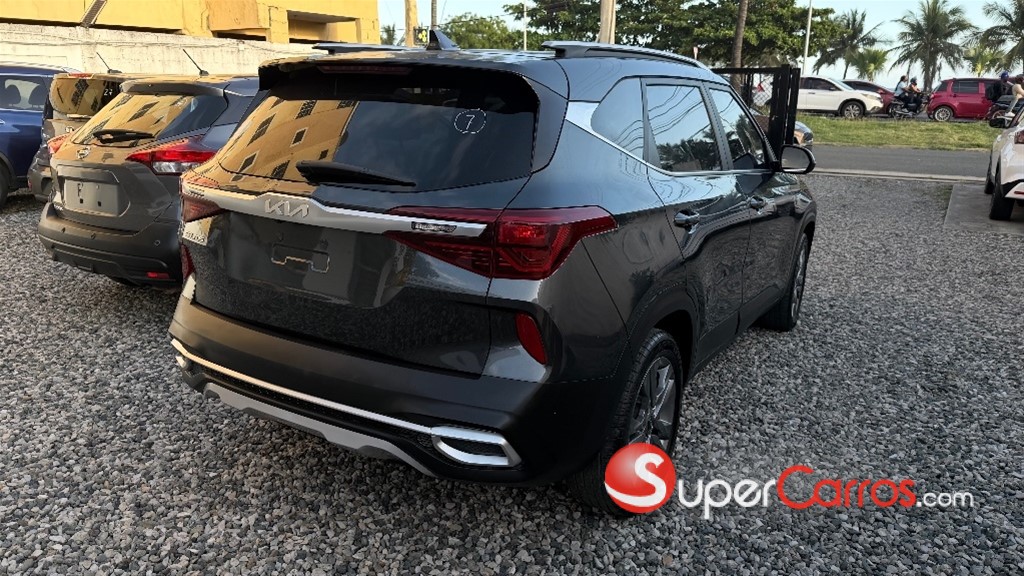 2023 Kia Seltos LX — foto 2 / 8