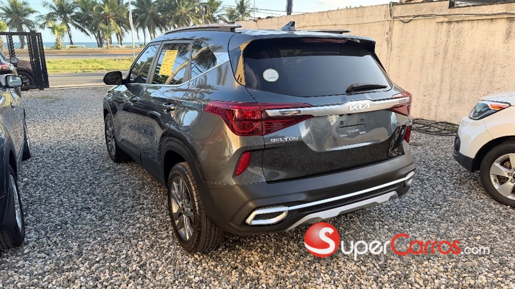 2023 Kia Seltos LX — foto 3 / 8