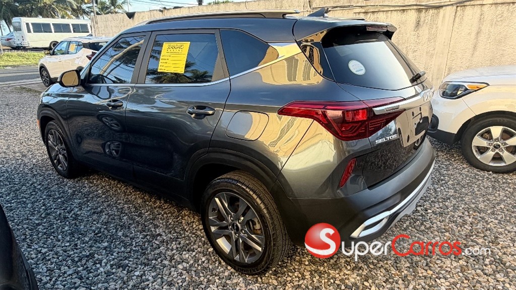 2023 Kia Seltos LX — foto 4 / 8