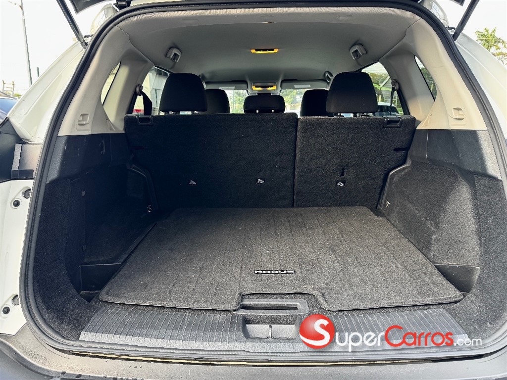 2021 Nissan Rogue S — foto 12 / 12