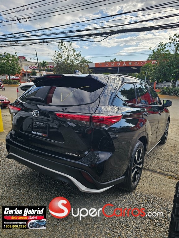 2022 Toyota Highlander XSE — foto 4 / 10