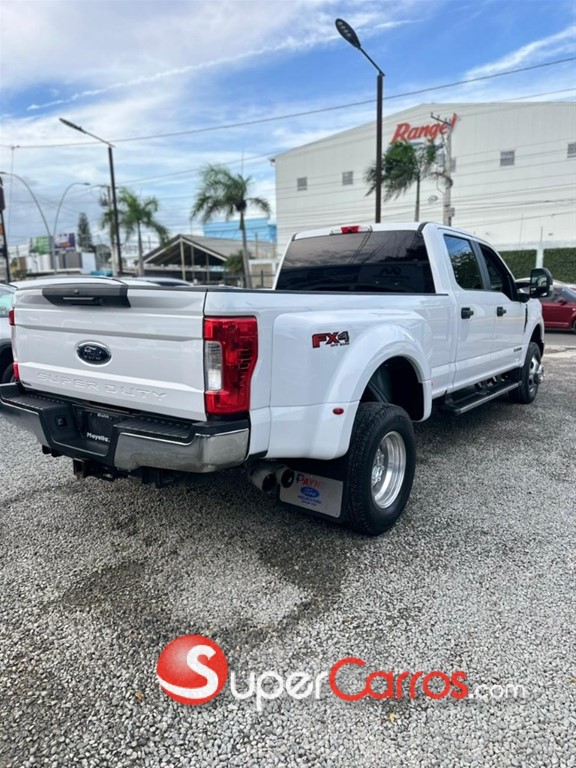 2019 Ford F 350 Super Duty — foto 2 / 12